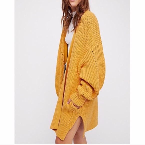 Oversized Slouchy Sweater Cardigan - Picture 2 of 7